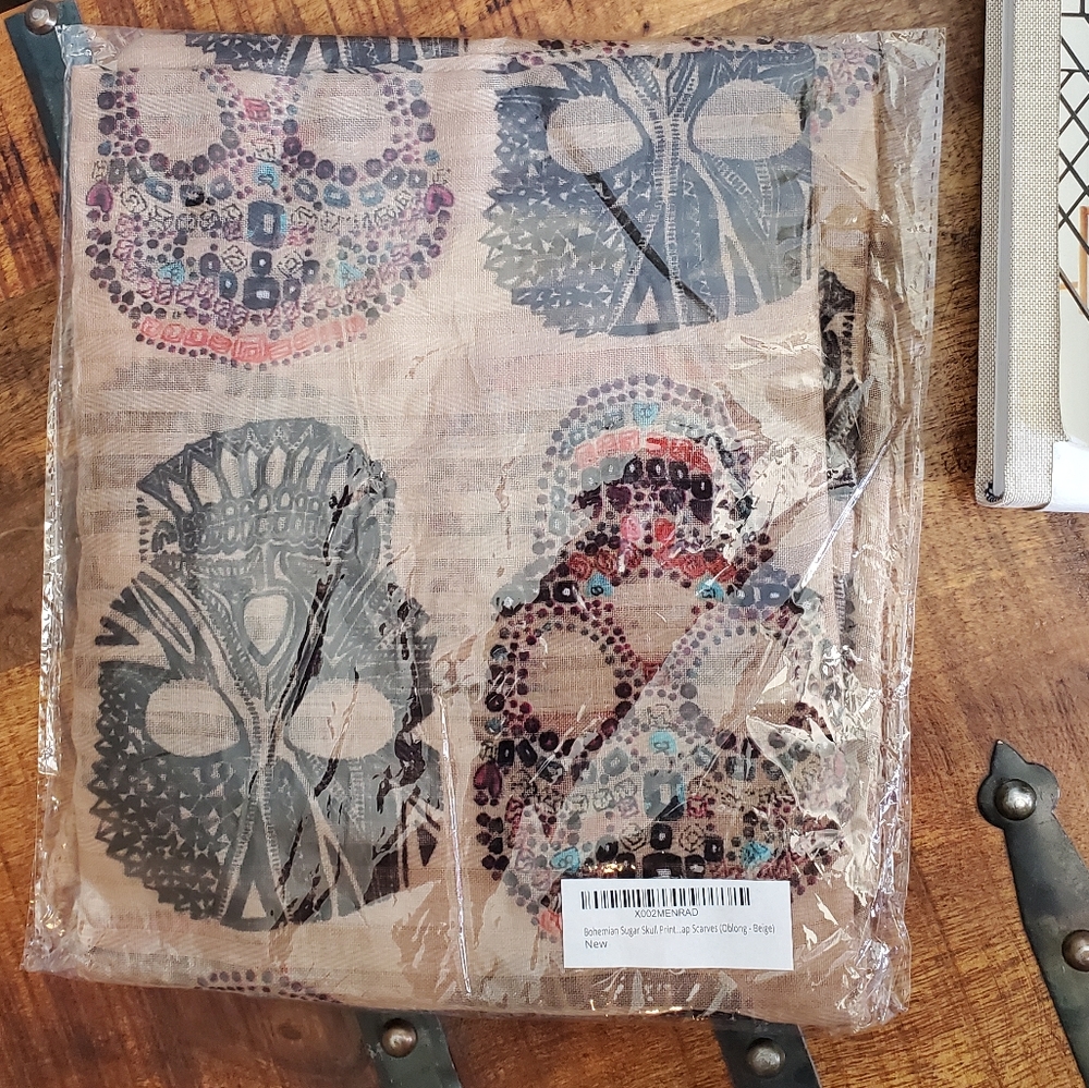 ๐ค Bohemian Sugar Skull Scarf ๐ค - Picture 4 of 8